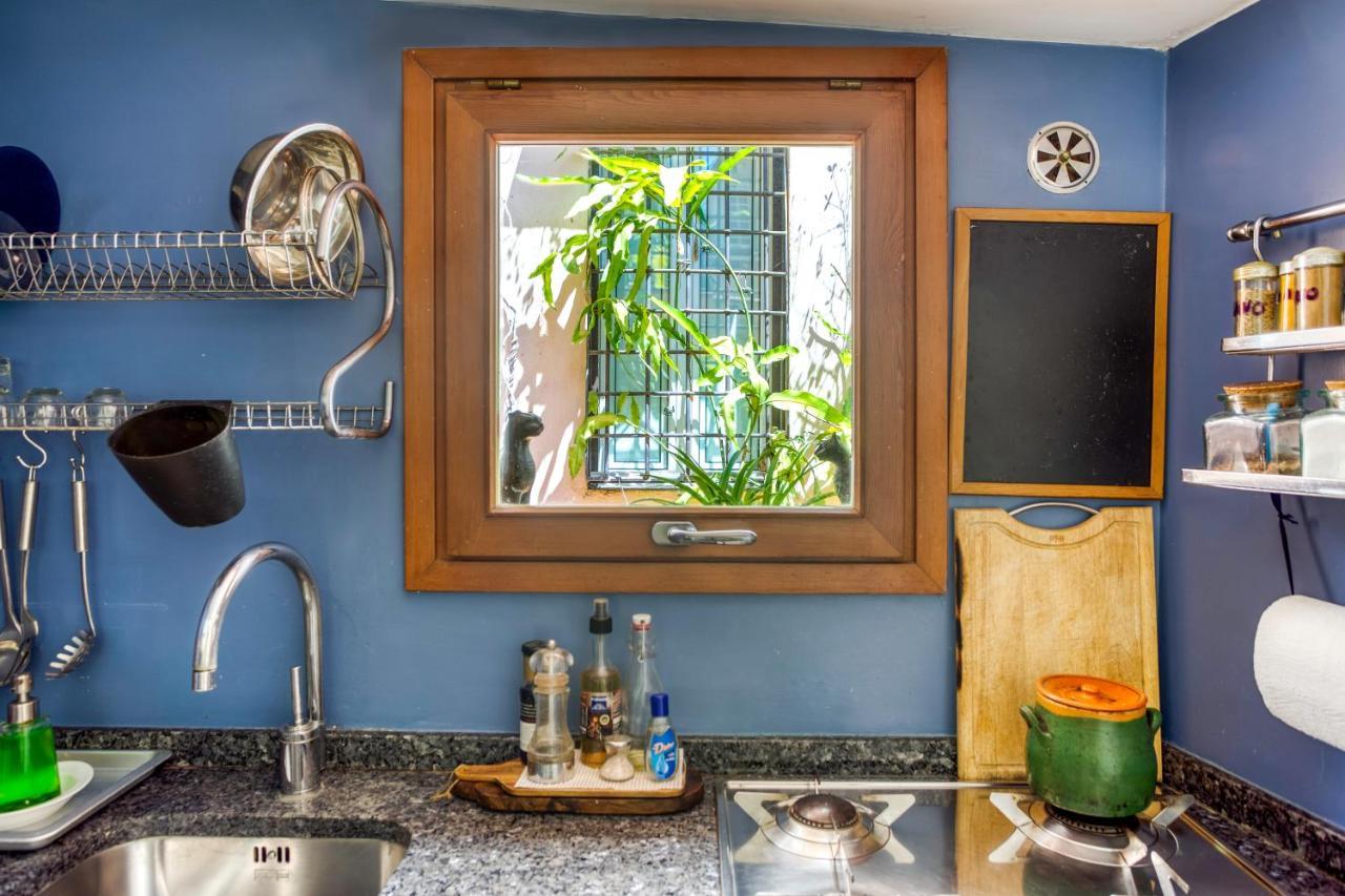 Maggiore 145 Apartment With Private Garden - Rione Monti Rome Buitenkant foto